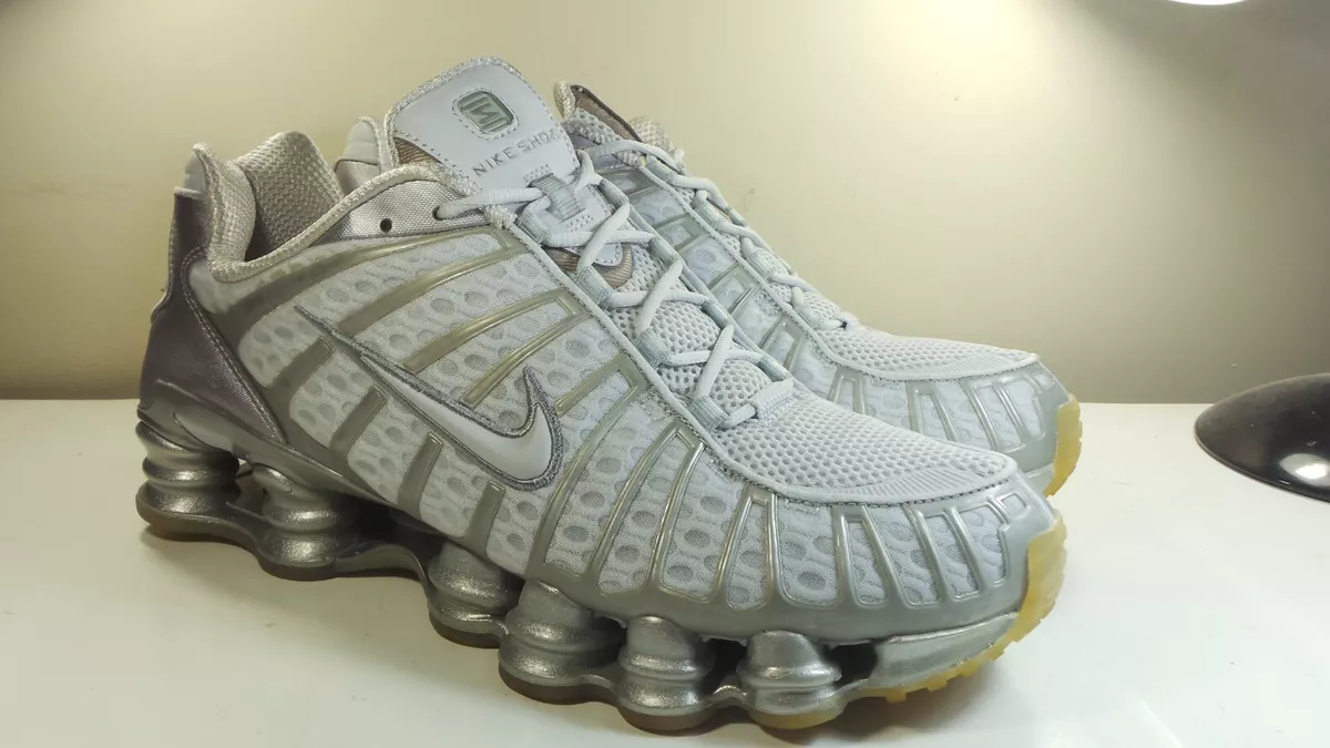 Shox nike 2019 hotsell