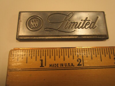 Original Vintage PLASTIC Car Emblem LIMITED Buick [Y64A1]