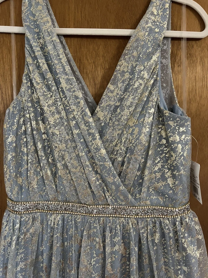 Свадебное официальное платье David's светло-голубое с золотой фольгой размер 9 - Изображение 3 из 4