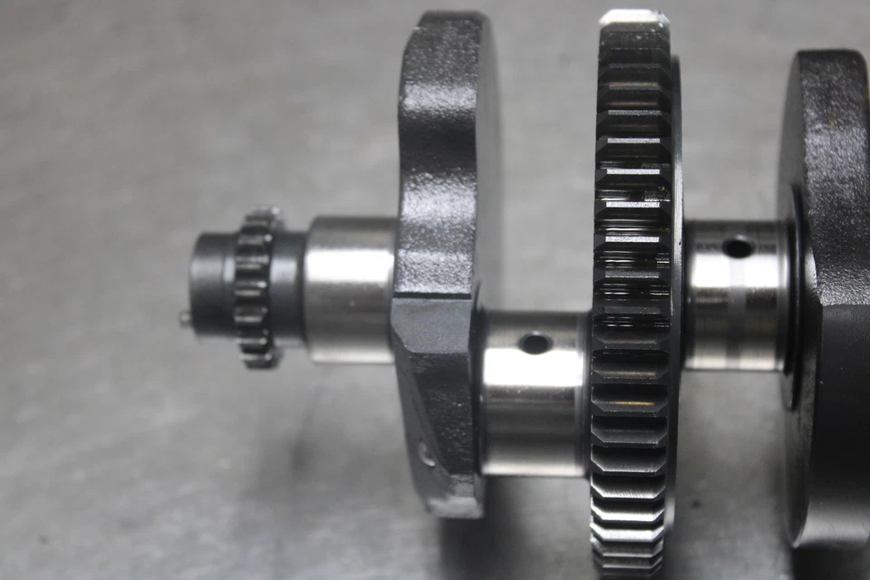 94-97 KAWASAKI NINJA ZX9R ENGINE MOTOR CRANKSHAFT CRANK SHAFT  - Image 2 of 4