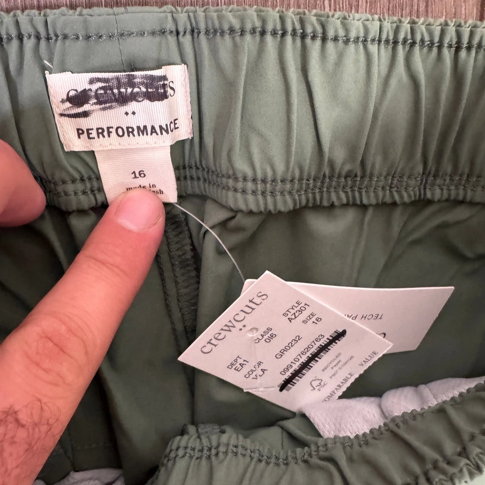 Pantalones Crewcuts by J.Crew Pull-On Tech para niños talla 16 verde azulado cintura elástica Foto 3 de 4