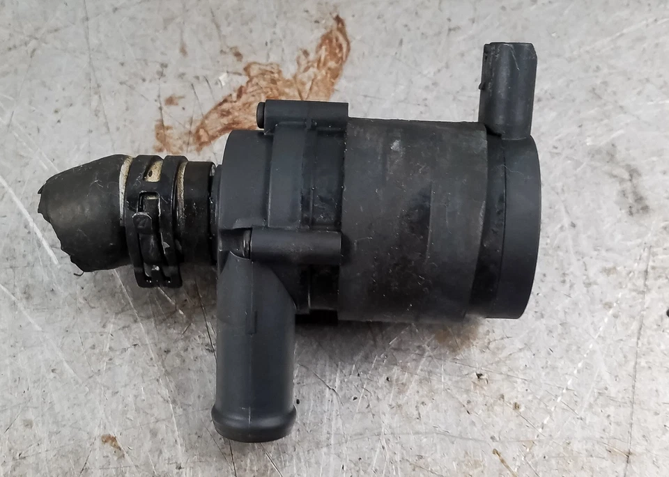 Audi S4 B7 2005 bomba de agua refrigerante auxiliar #7218 X6 Foto 2 de 4