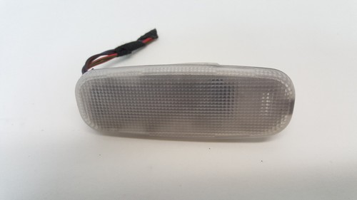 Mercedes W203 - Innenleuchte Leseleuchte Leuchte Beleuchtung - 2108204001