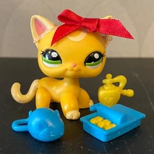 Authentic Littlest Pet Shop #2194 Yellow shorthair cat ADVENT CALENDAR