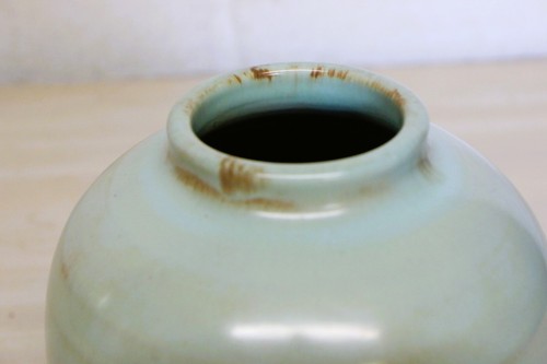 Vintage Studio Pottery Vase Celadon Green Disley C.D Nowel Mid Century VGC - Picture 5 of 7
