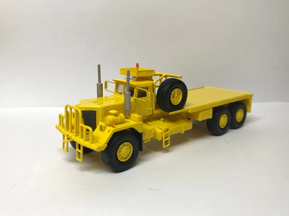 HO 1/87 Kenworth 953 Oilfield - Ready Made Resin Model - YELLOW - Image 2 of 4