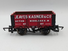 Hornby R6815 6 Plank Wagon “Jeayes Kasner & Co” No 107 – New & Boxed