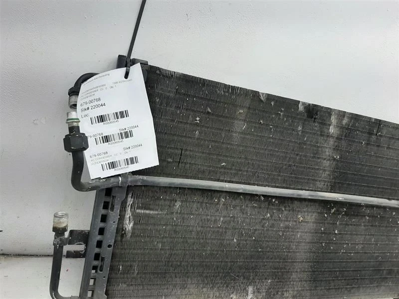 Condensador de CA con CA trasero 95-05 Chevrolet Astro 52456513 Foto 4 de 4