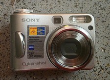 Sony: Cyber-Shot, DSC-S90