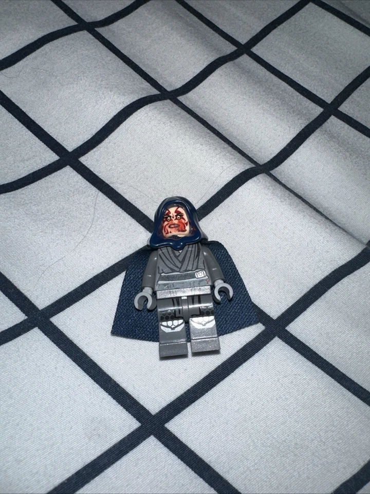 Minifigura Lego Star Wars Naare 75145 - Imagem 2 de 3