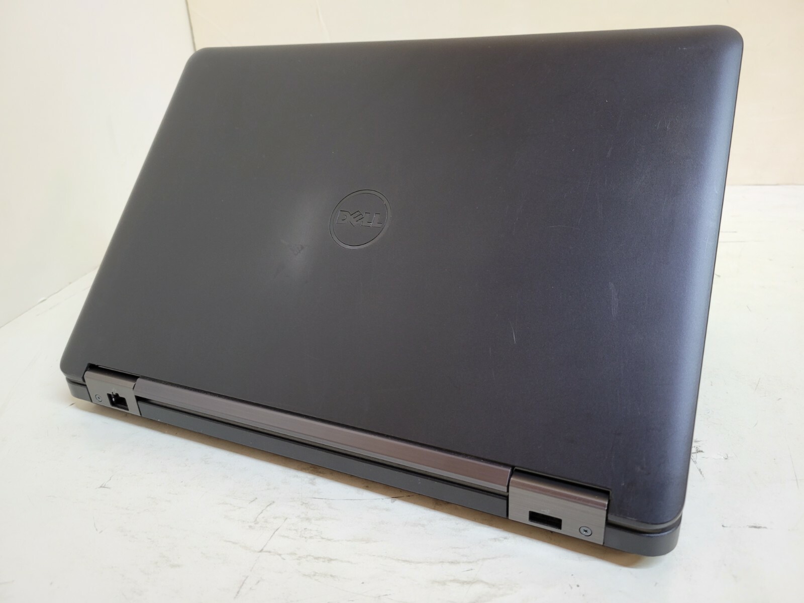 Dell Latitude E5440 Laptop - 1.9 GHz i5-4300U 8GB 320GB DVD -Webcam - 14" -SP6