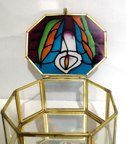Art Deco Brass Glass Mirror Sides Floral Stained Glass Lid Jewellery Trinket Box - Picture 5 of 11