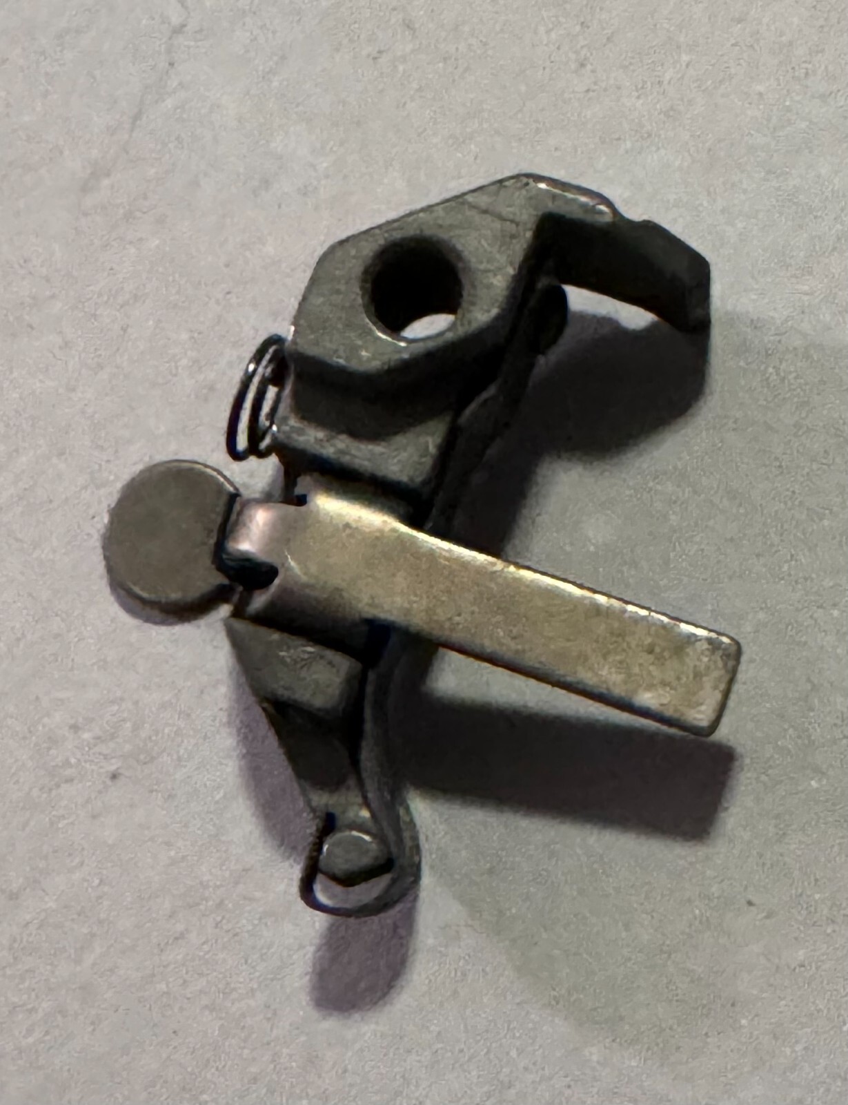 Vintage Original Singer 66 99 Bobbin Ejector Simanco # 32664