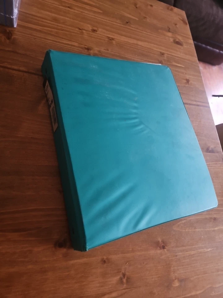 Suzuki 1991 VS1400 Service Manual Binder P/N 99500-39075-03E - Image 3 of 3