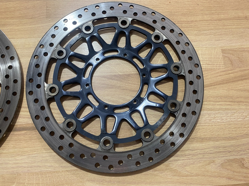 Honda CBR 929 CBR 954 Fireblade OEM Front Brake Discs (4.32mm & 4.28mm ) (#4) - Picture 2 of 24