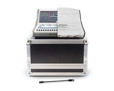 Avolites Quartz Console Bundle (console Inc Cover +flightcase +1 Lamp)