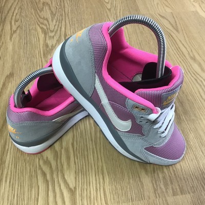 nike air windrunner trainers