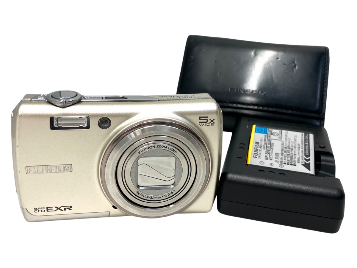 Fujifilm FinePix F200EXR Silver 12.0MP Compact Digital Camera From