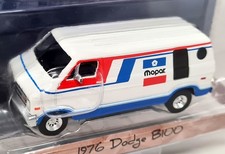 Greenlight 1/64 Dodge B100 1976 Mopar White Van Diecast Model Car