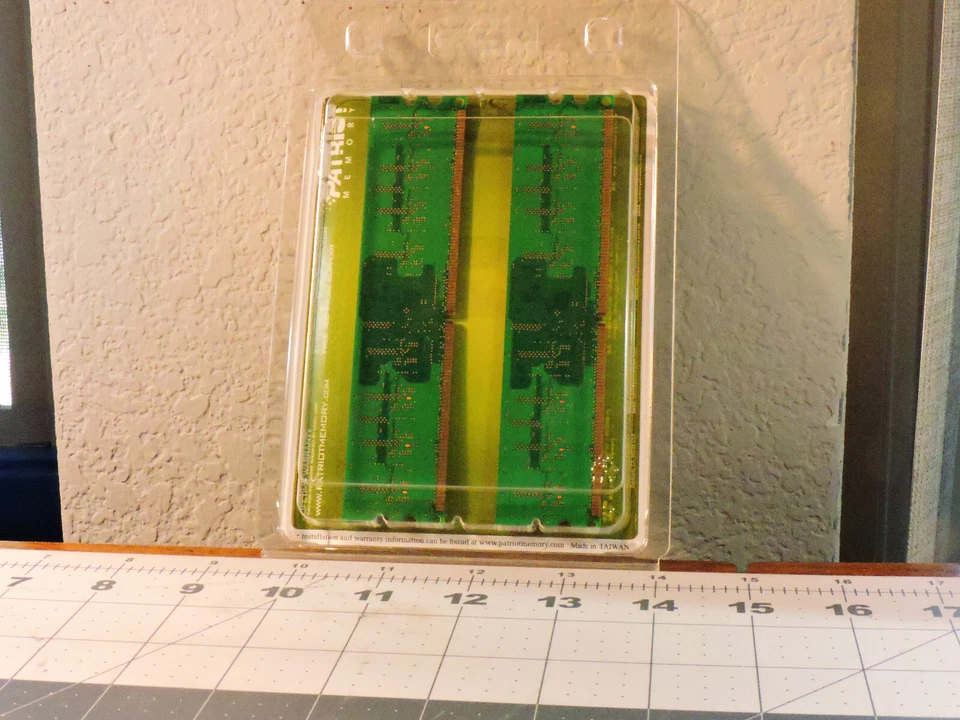 PATRIOT 2 x 1 GB SL DDR2-RAM 240-pin PC2-6400U CL5 Non-ECC 240-Pin PSD22G800KECS - Image 3 of 3