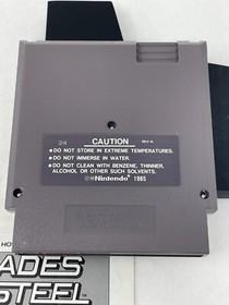 VTG 1988 NINTENDO NES BLADES OF STEEL GAME CARTRIDGE W/SLEEVE & BOOKLET JAPAN