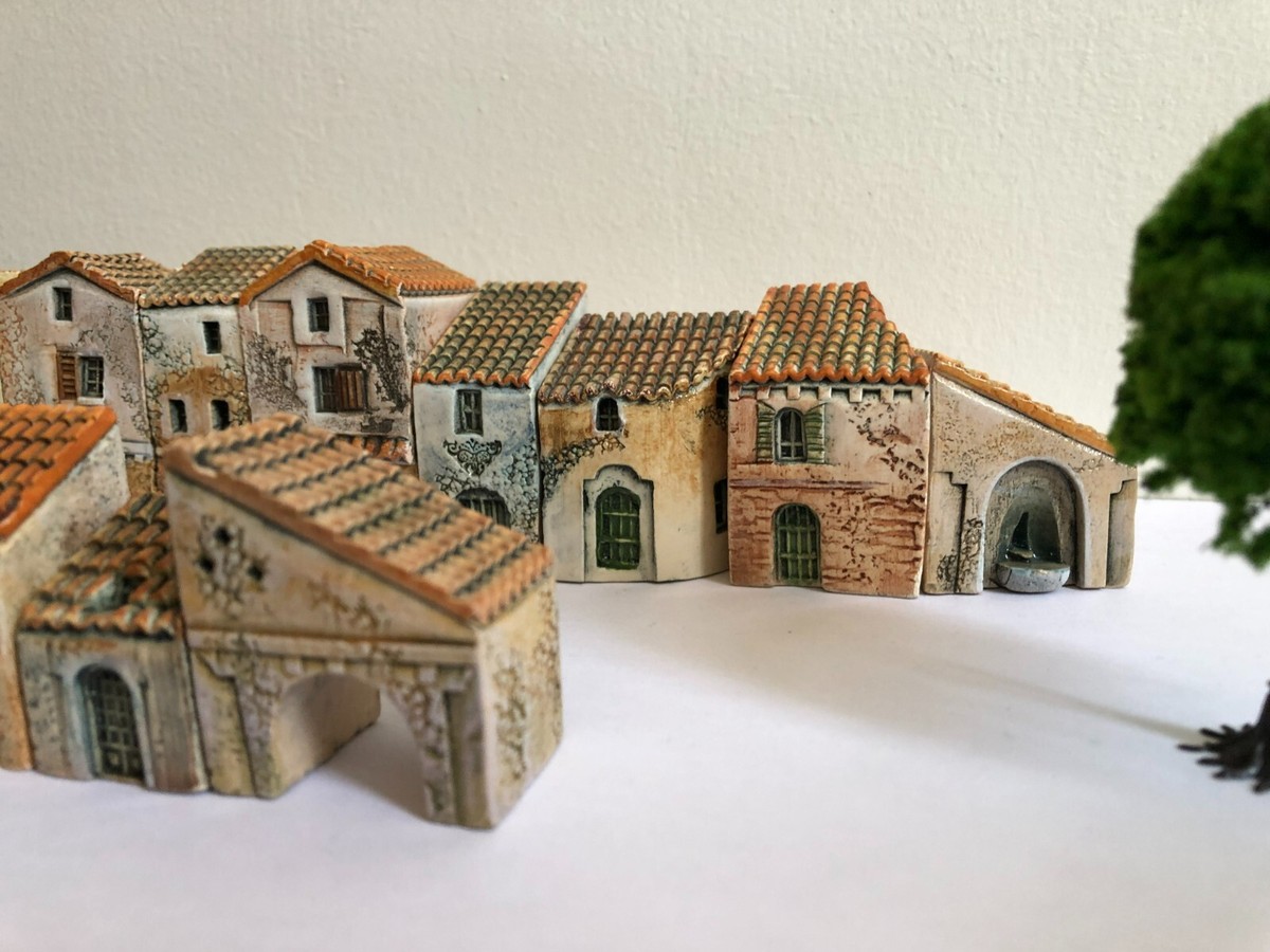 GAULT HOUSEグラス・プロヴァンス MINIATURE BUILDING DOMINIQUE