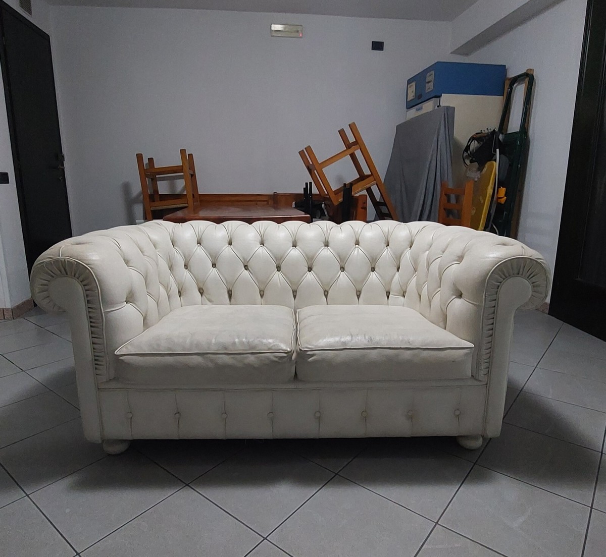 Poltrone Chesterfield Chesterfield Divani Usati Divano
