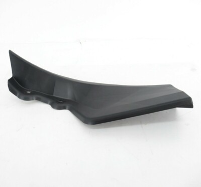 ブラスター　パーツ Genuine OEM Nissan 78819-ET00A Driver Rear Bumper Closing Plate