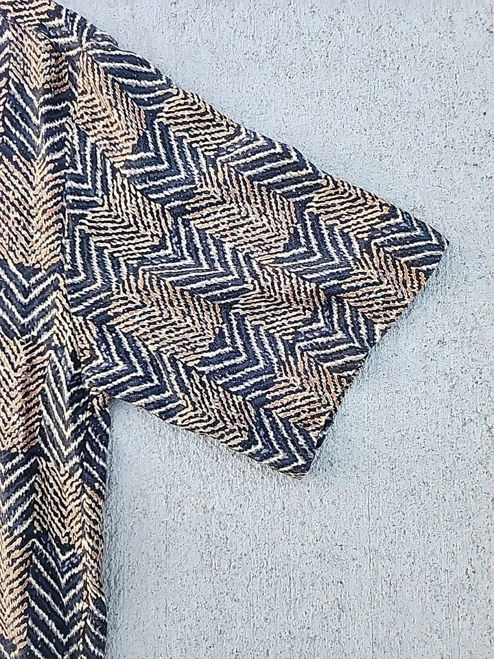 J. Ferrar Short Sleeve Button Front Gold Black 100% Rayon Mens Size S / CH Photo - Image 3 of 4