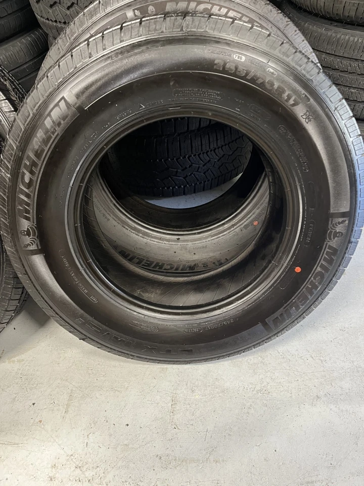 MICHELIN LTX/S2 17" 245/70/17 DESPEGUES NUEVOS CON 0 MILLAS A DESMONTAR.BONITO Foto 2 de 4