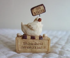 SUZI SKOGLUND Resin Country Chickens “Kitchen Closed” Figurine