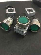 SIEMENS 3SB3501-0AA41 - PUSH BOTTON PILOT LIGHT - GREEN , 3PC AT 1 LOT, USED