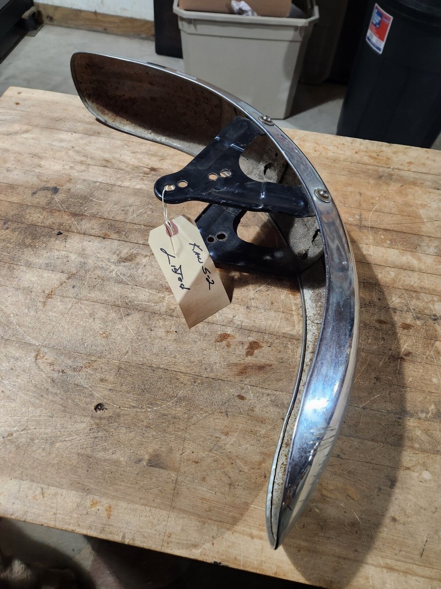 1972 Kawasaki S2 350 Triple Kh S2350 Front Fender With Bracket