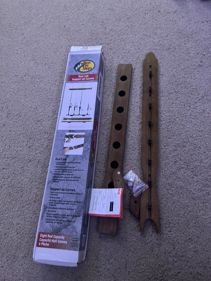 Bass Pro Shop eight rod capacity;wall rack for fishing poles - Imagem 4 de 4