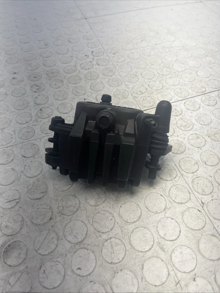 Pinza de freno delantera izquierda Kawasaki Versys 650 2009 43080-0076-DJ OEM Foto 2 de 4