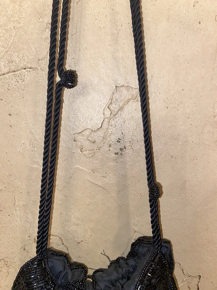 Cartera Art Deco con Cuentas Flor Cordón Bolso Negro De Colección Foto 3 de 4