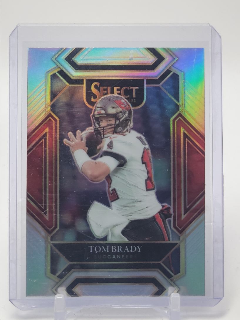 TOM BRADY 2021 SELECT CLUB LEVEL SILVER PRIZM BUCCANEERS #201 Q0196