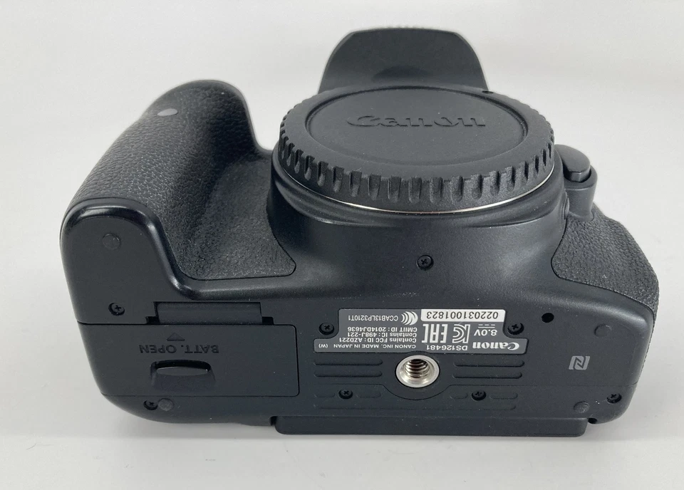 Canon EOS Rebel T6s (Black) Body only in original box, pre-owned - Image 3 of 4