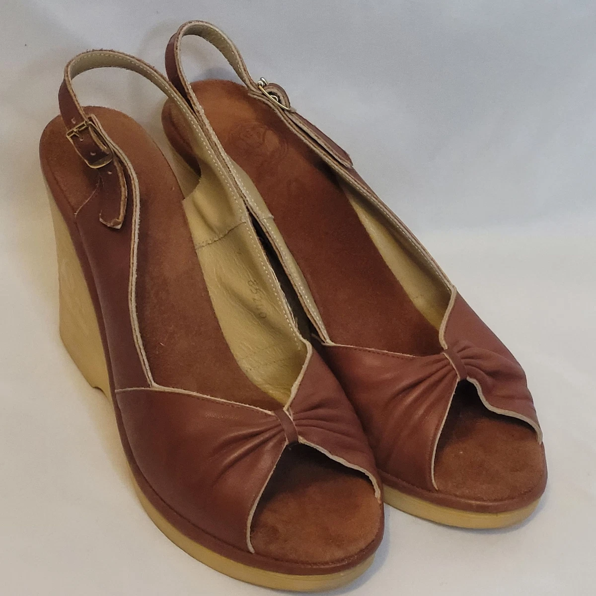 Vintage Cherokee Brown Leather Wedge Heels Sandals Size 9 70s 80s