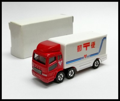 tomica mitsubishi fuso super great