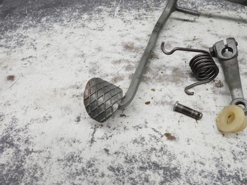 AHRMA 1972 Penton Jackpiner 175 Brake Pedal & Shaft 2903 - Image 2 of 4