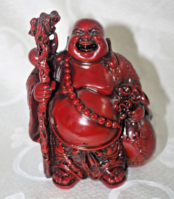 Vintage RED Resin STATUE of LAUGHING BUDDHA ~ 5-5/8