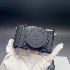 Nikon 1 J5 Mirrorless Digital Camera Black- 20.8MP, 4K Video, Near Mint