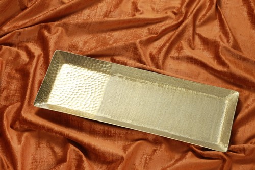 Vassoio Martellato Oro Piatto Espositore Metallo Lungo Rettangolo 49 Cm Elegante - Foto 8 di 10