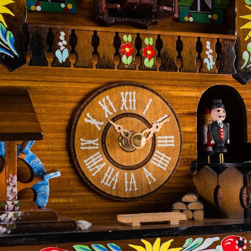 Cuckoo Clock Pendulum Quartz Wall Clock Black Forest House Home Decor - Picture 5 of 7