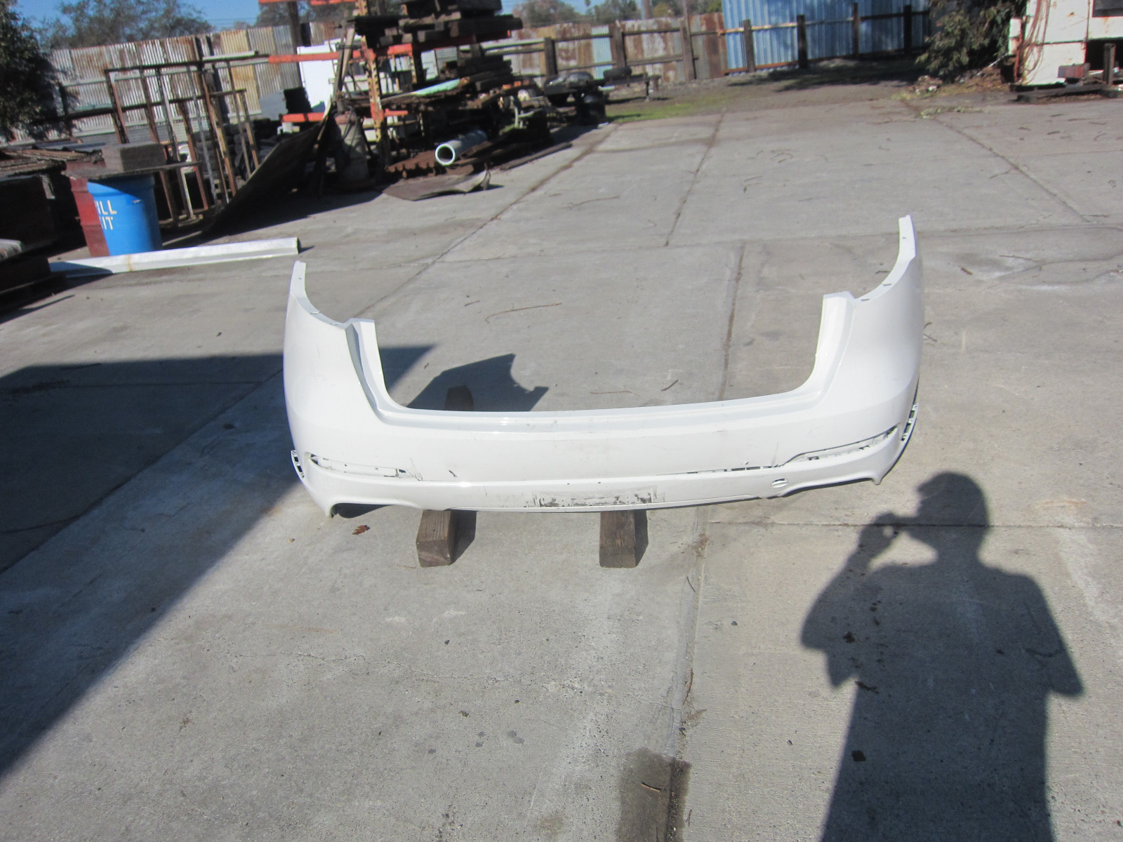 Maserati Levante - Rear Bumper White - Some Damage