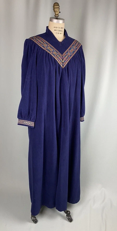 Винтажная ночная рубашка Vanity Fair РАЗМЕР БОЛЬШОЙ синий велюр коттедж 70-е 80-е пальто - Изображение 4 из 4