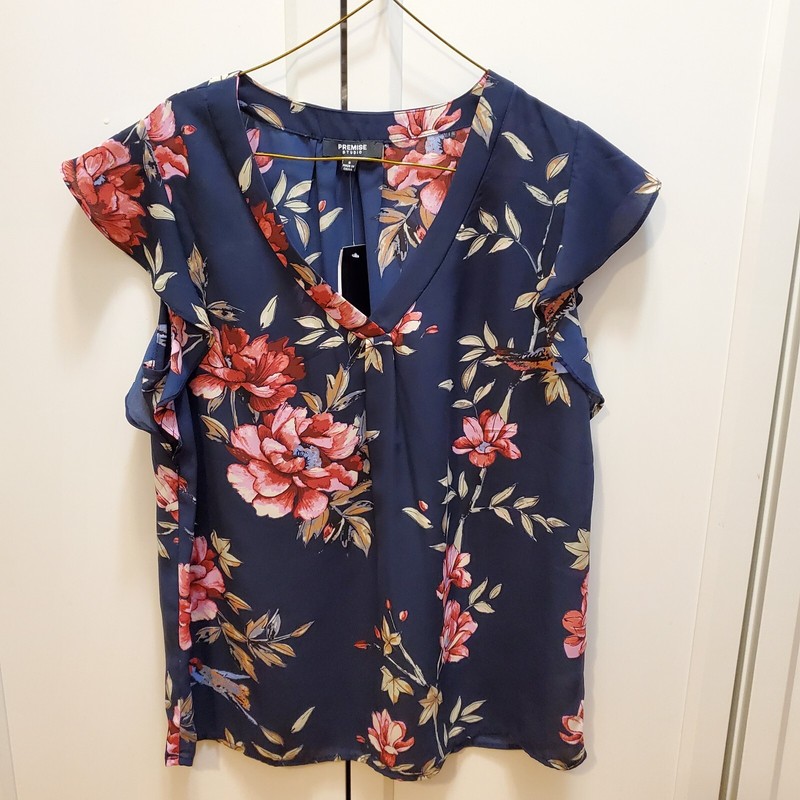 Womens Floral Top from Premise Studio Size Small
