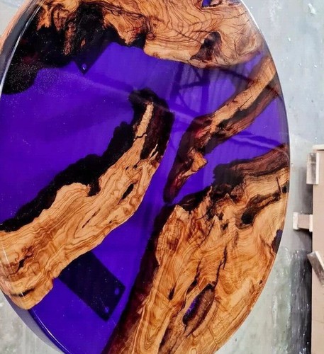 Mesa auxiliar redonda epoxi púrpura resina río muebles de madera natural - Imagen 4 de 8