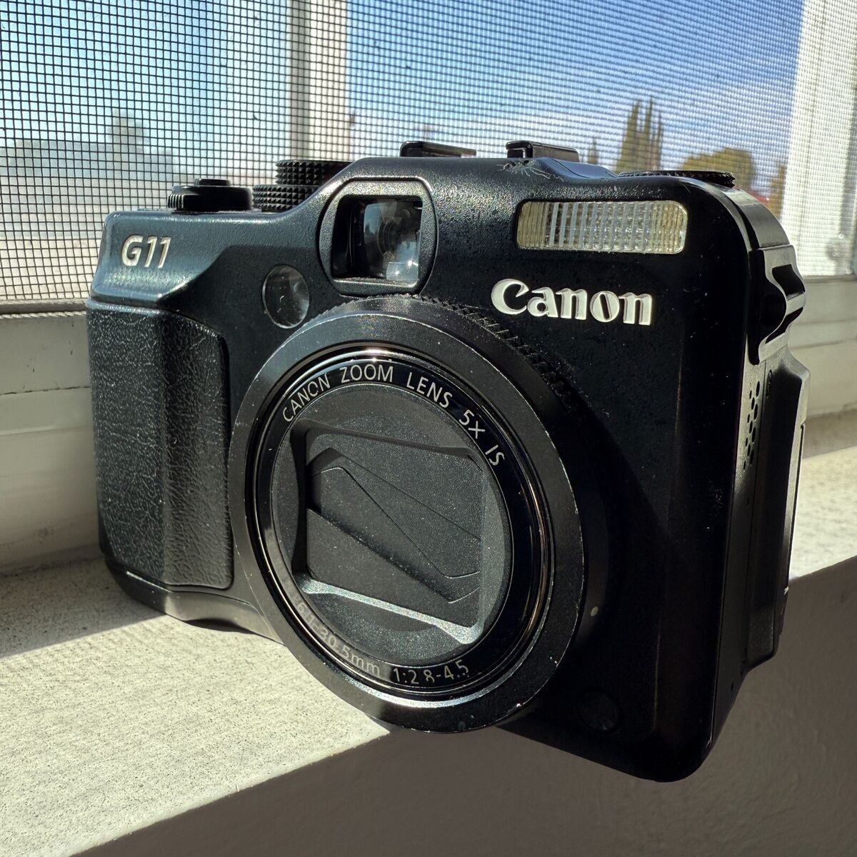 Canon PowerShot G11 PSG11 Black Digital Camera English Canon PowerShot G11 PSG11 Black Digital Camera English